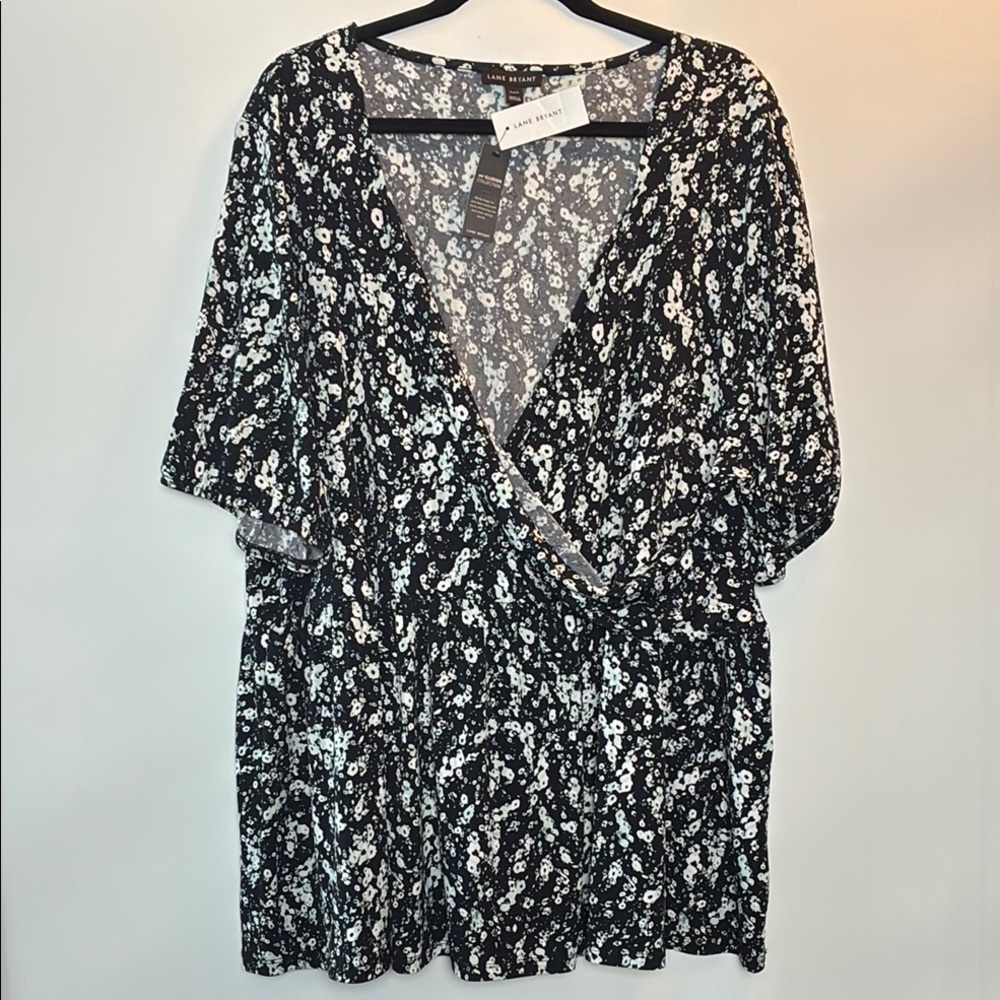 Lane Bryant Black Mint & White Floral V-Neck Blouse - Plus Size 26/28